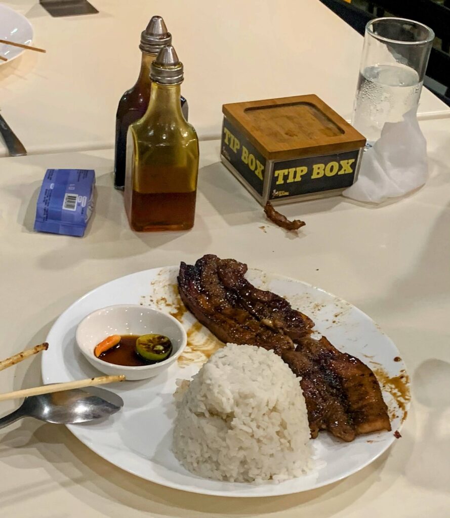 Tito 豬肉加白飯